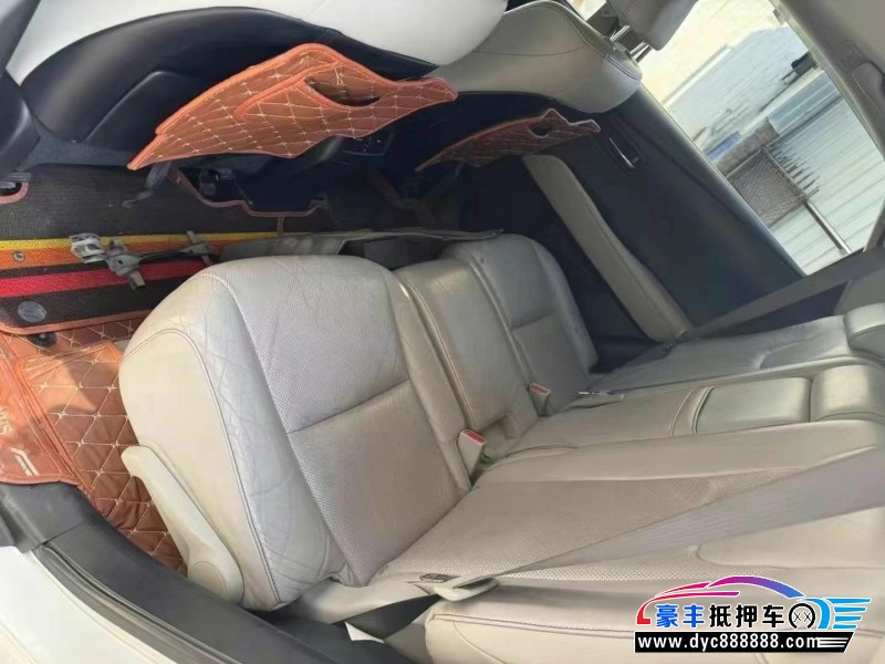 12年雷克萨斯RX轿车抵押车出售