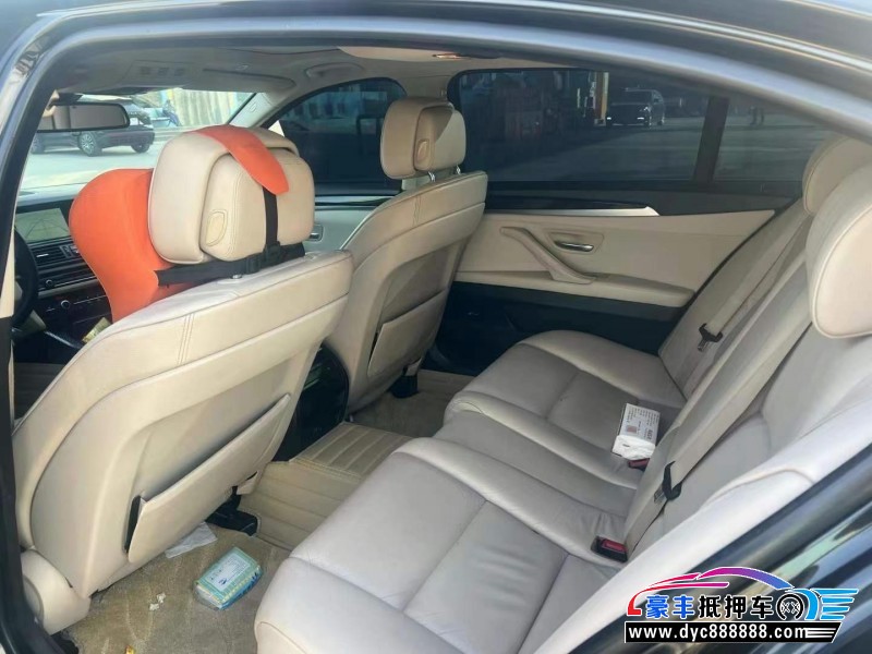 13年宝马5系轿车抵押车出售