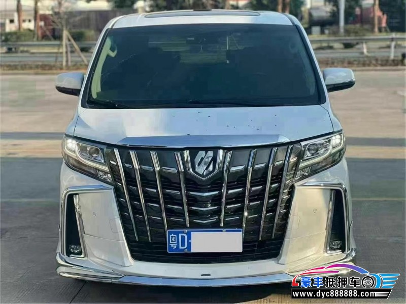 17年丰田埃尔法轿车抵押车出售