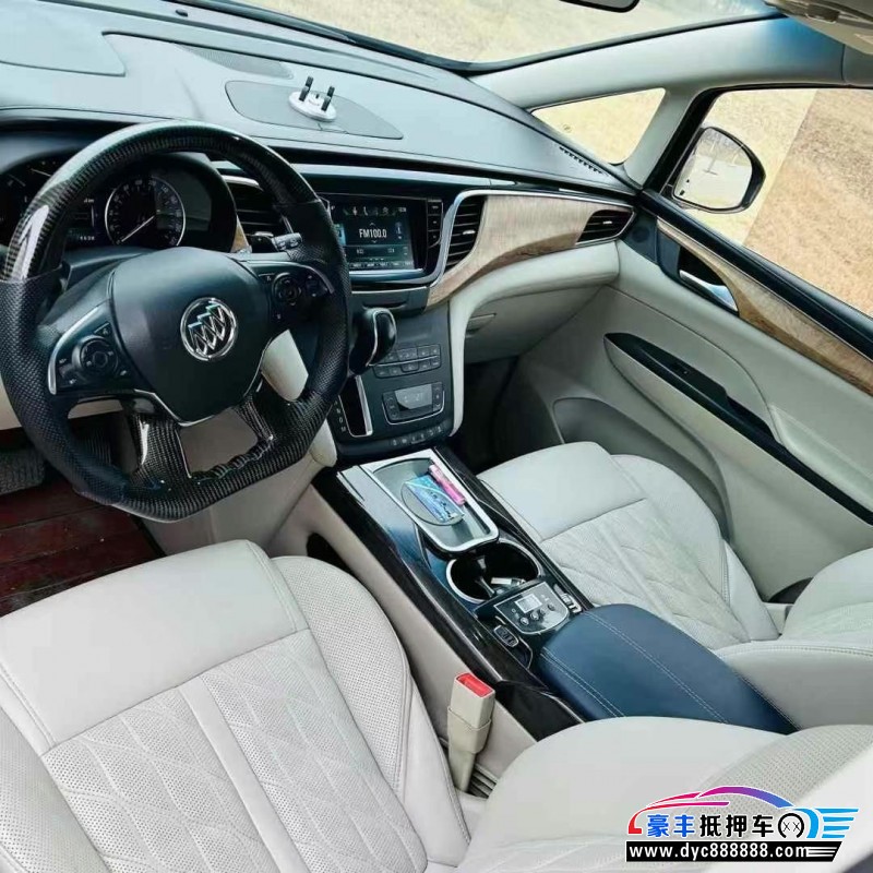 20年别克GL8轿车抵押车出售