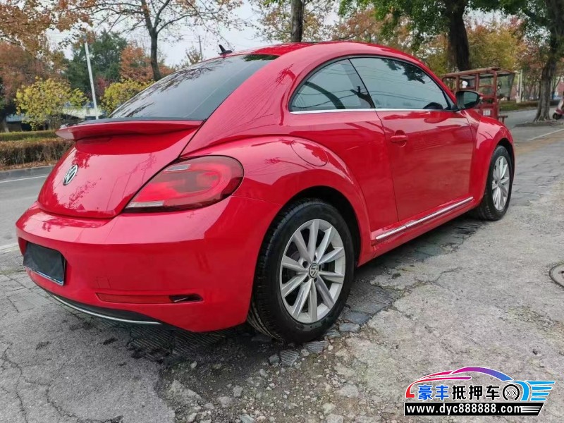 18年大众甲壳虫轿车抵押车出售