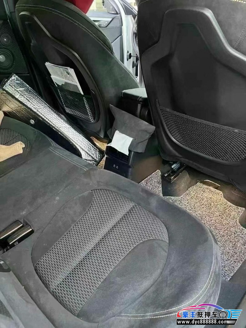 19年宝马X2轿车抵押车出售