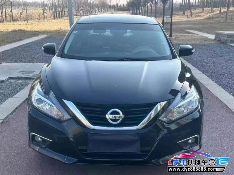 19年日产天籁轿车抵押车出售