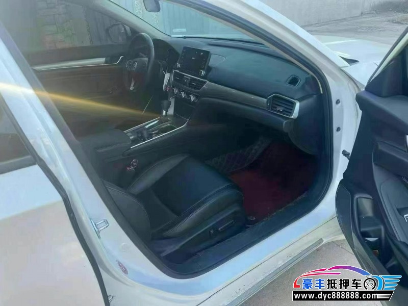 19年本田雅阁轿车抵押车出售