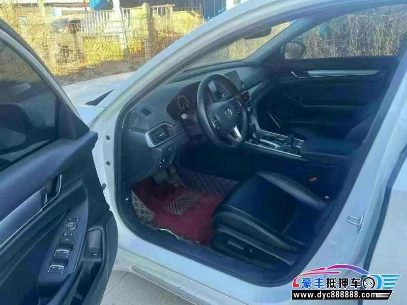 19年本田雅阁轿车抵押车出售