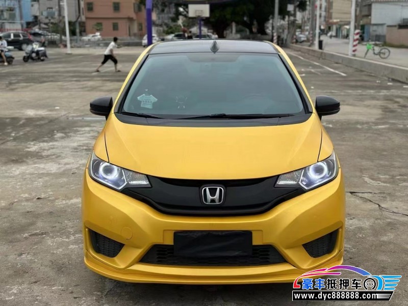 16年本田飞度轿车抵押车出售