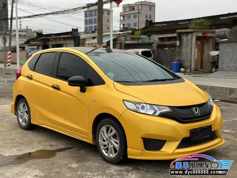 16年本田飞度轿车抵押车出售