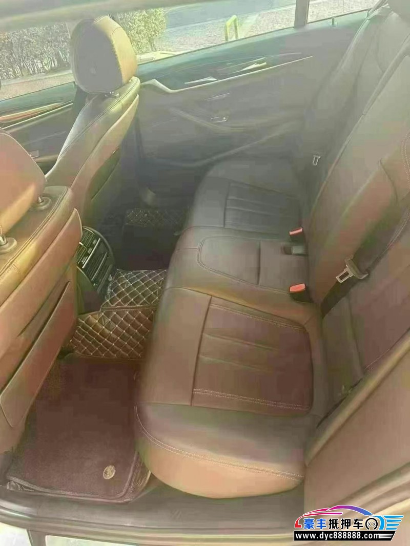 19年宝马5系轿车抵押车出售