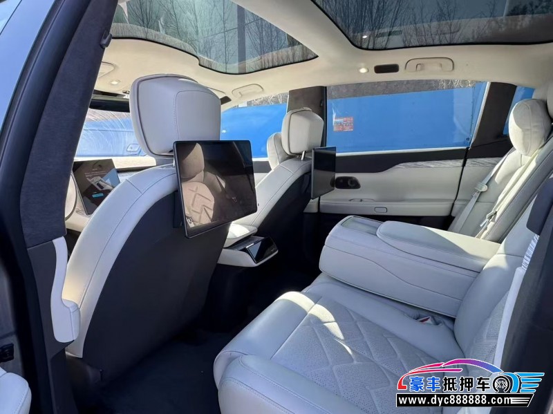 24年蔚来ET7轿车抵押车出售