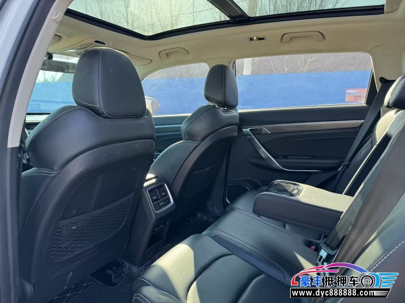 20年吉利博越轿车抵押车出售