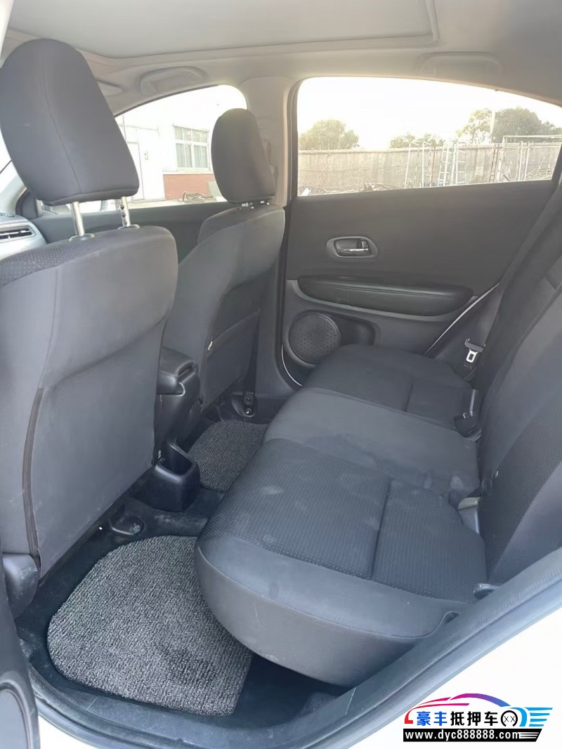 21年本田缤智轿车抵押车出售