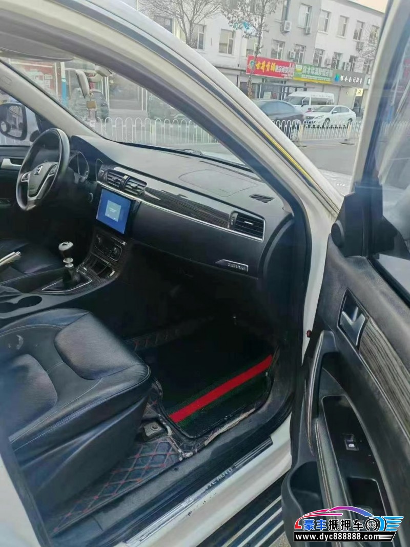 15年众泰T600轿车抵押车出售