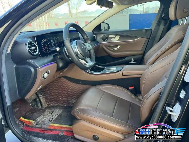 20年奔驰E轿车抵押车出售