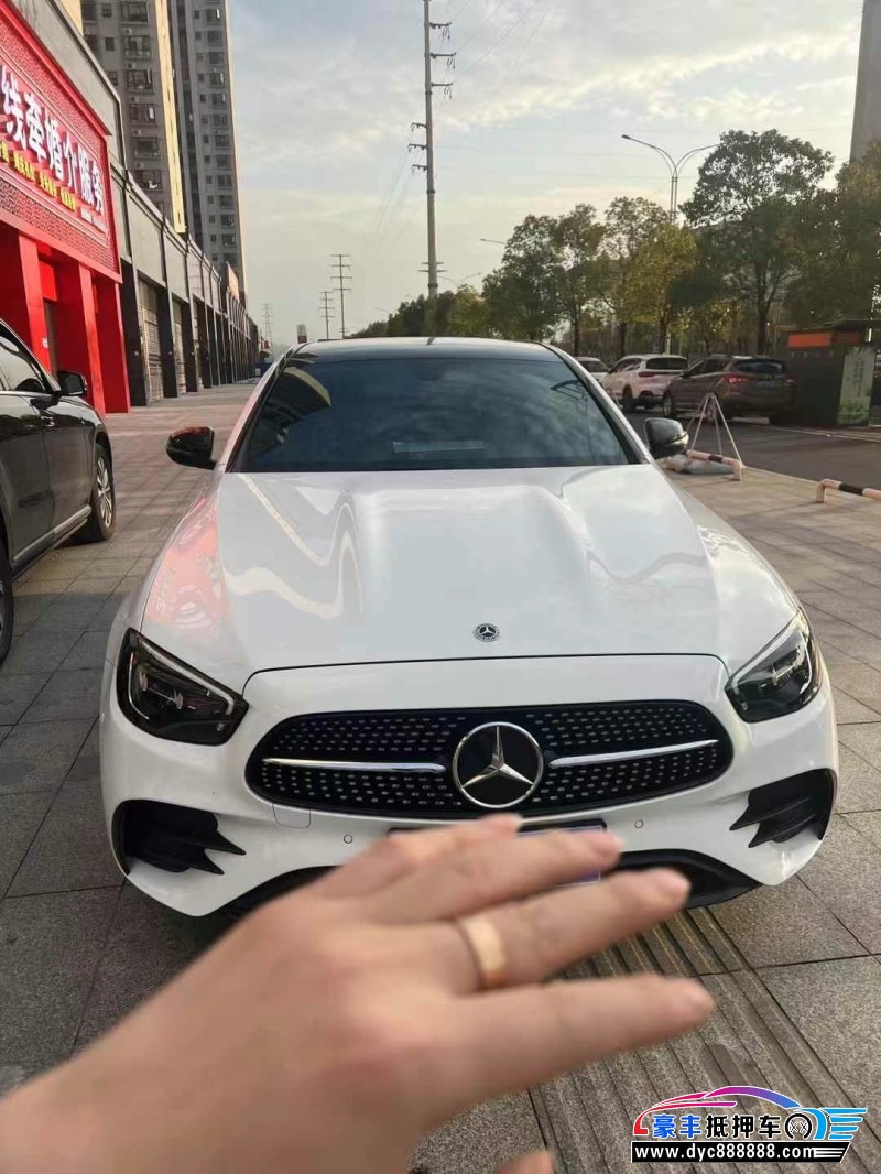 23年奔驰E轿车抵押车出售