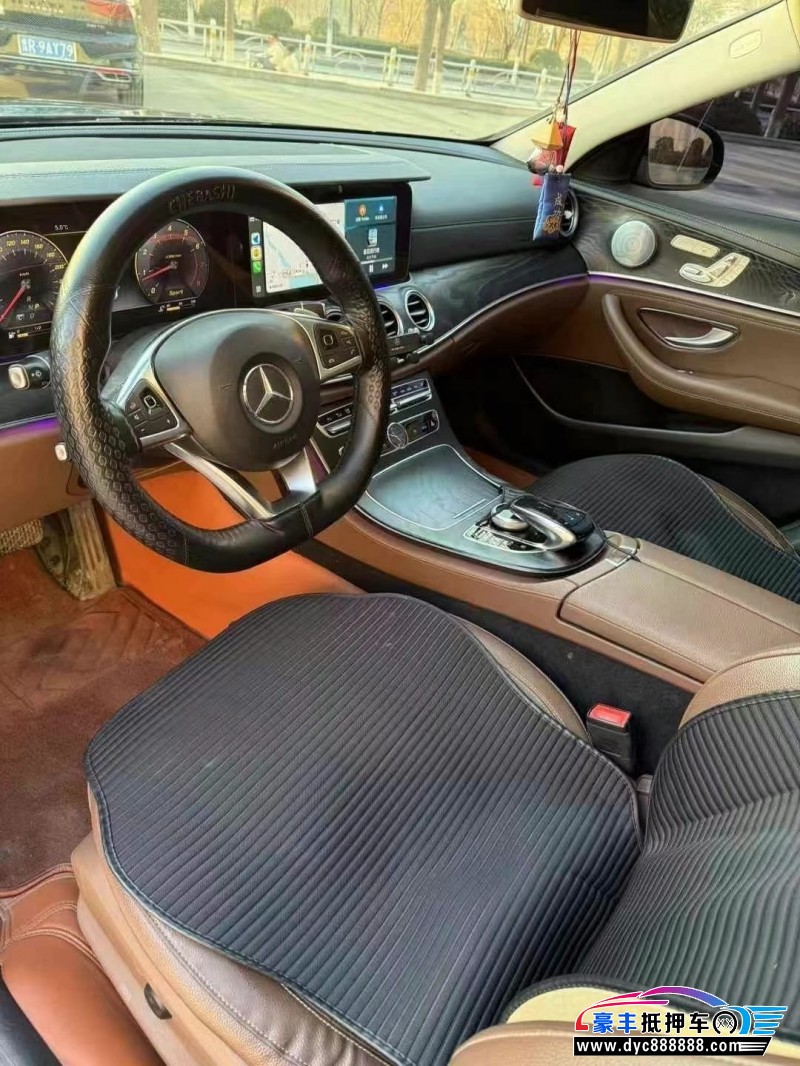 17年奔驰E轿车抵押车出售