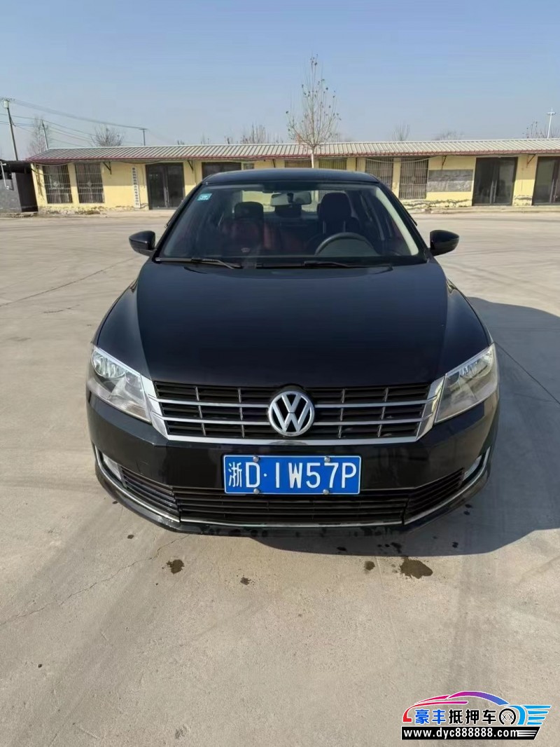 17年大众朗逸轿车抵押车出售