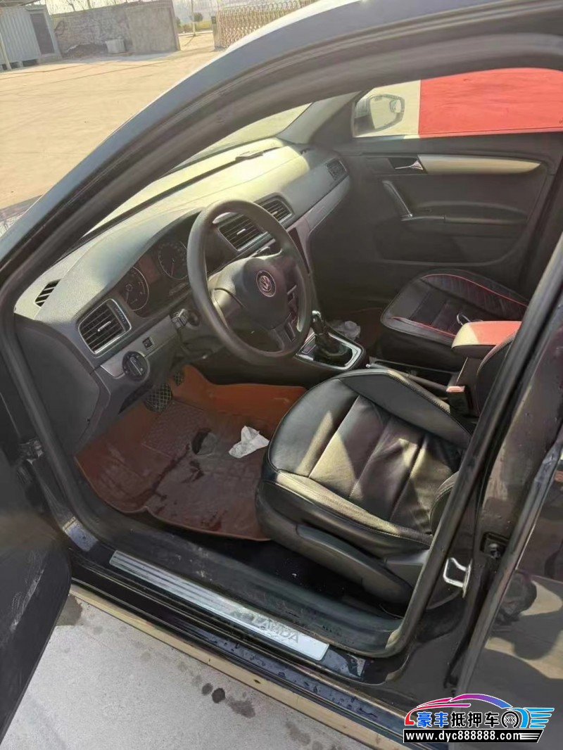 17年大众朗逸轿车抵押车出售