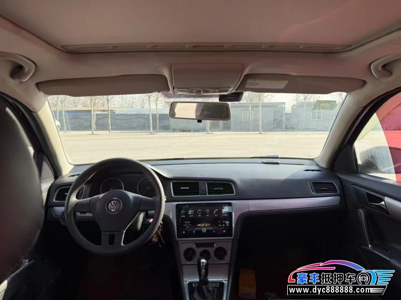 17年大众朗逸轿车抵押车出售