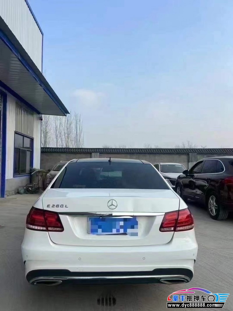 14年奔驰E轿车抵押车出售