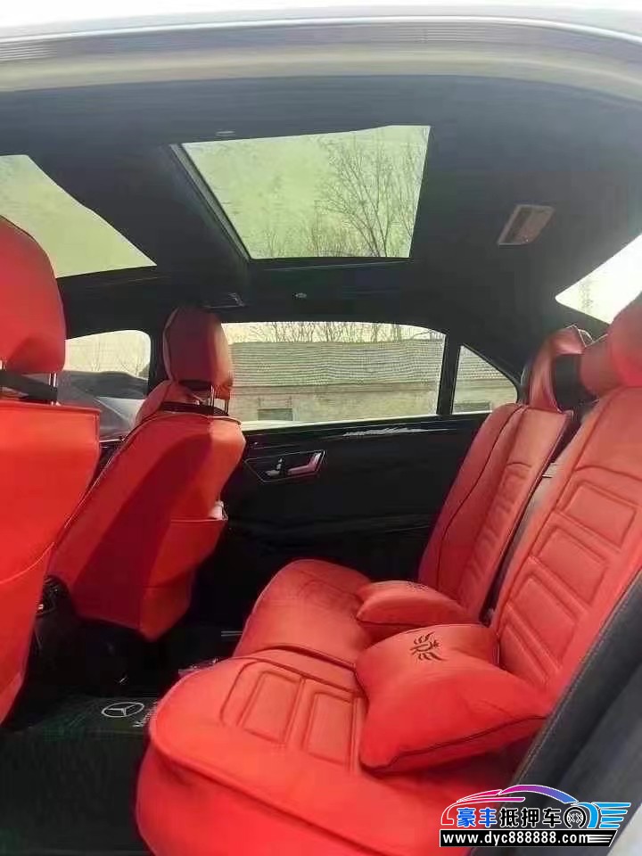 14年奔驰E轿车抵押车出售