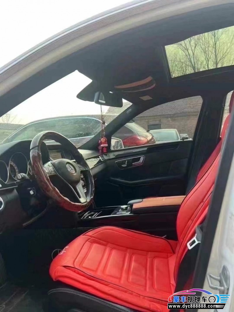 14年奔驰E轿车抵押车出售