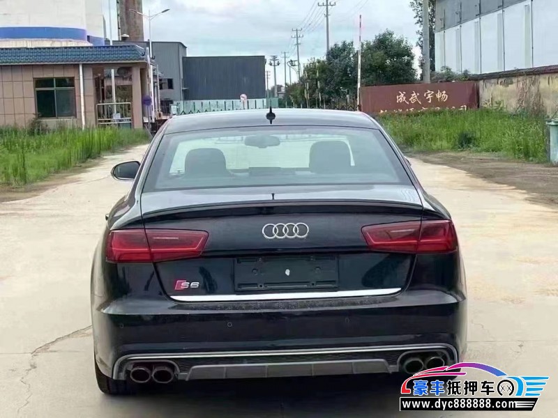 18年奥迪S6轿车抵押车出售