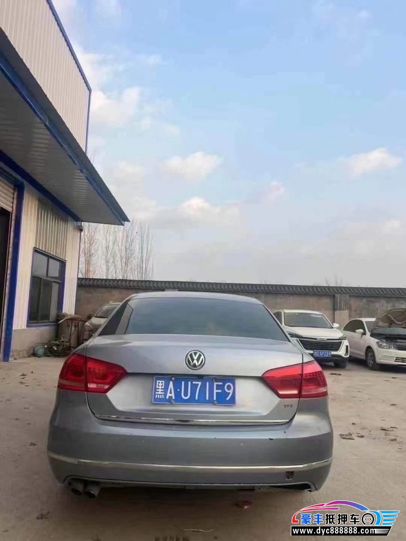 12年大众帕萨特轿车抵押车出售