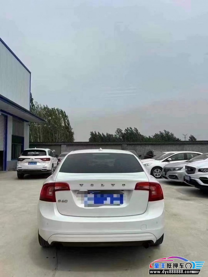 16年沃尔沃S60轿车抵押车出售