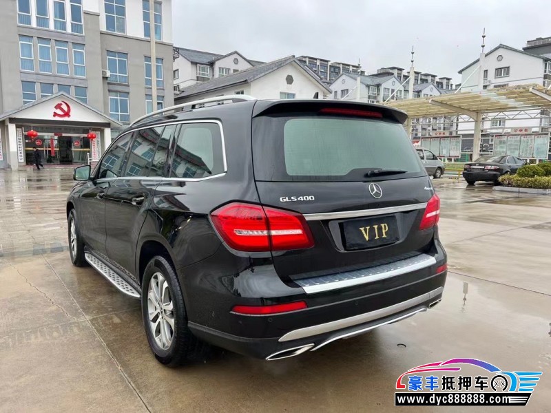 19年奔驰GLS轿车抵押车出售