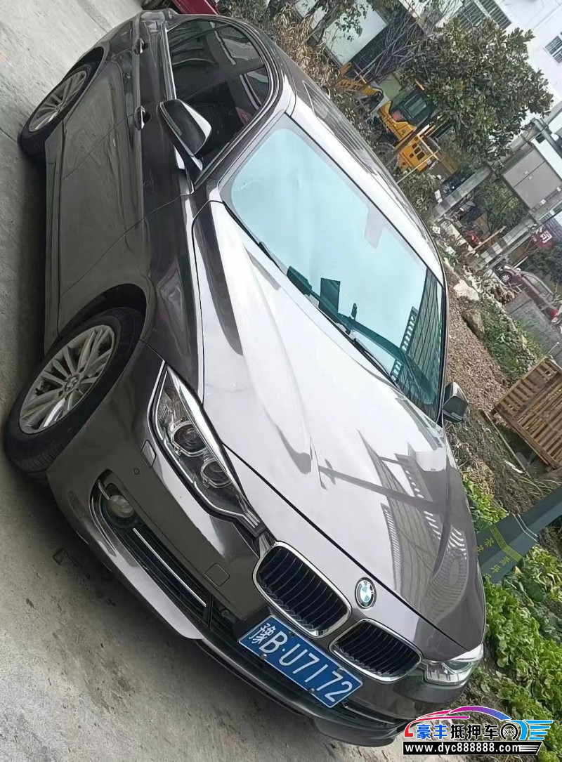 15年宝马3系轿车抵押车出售