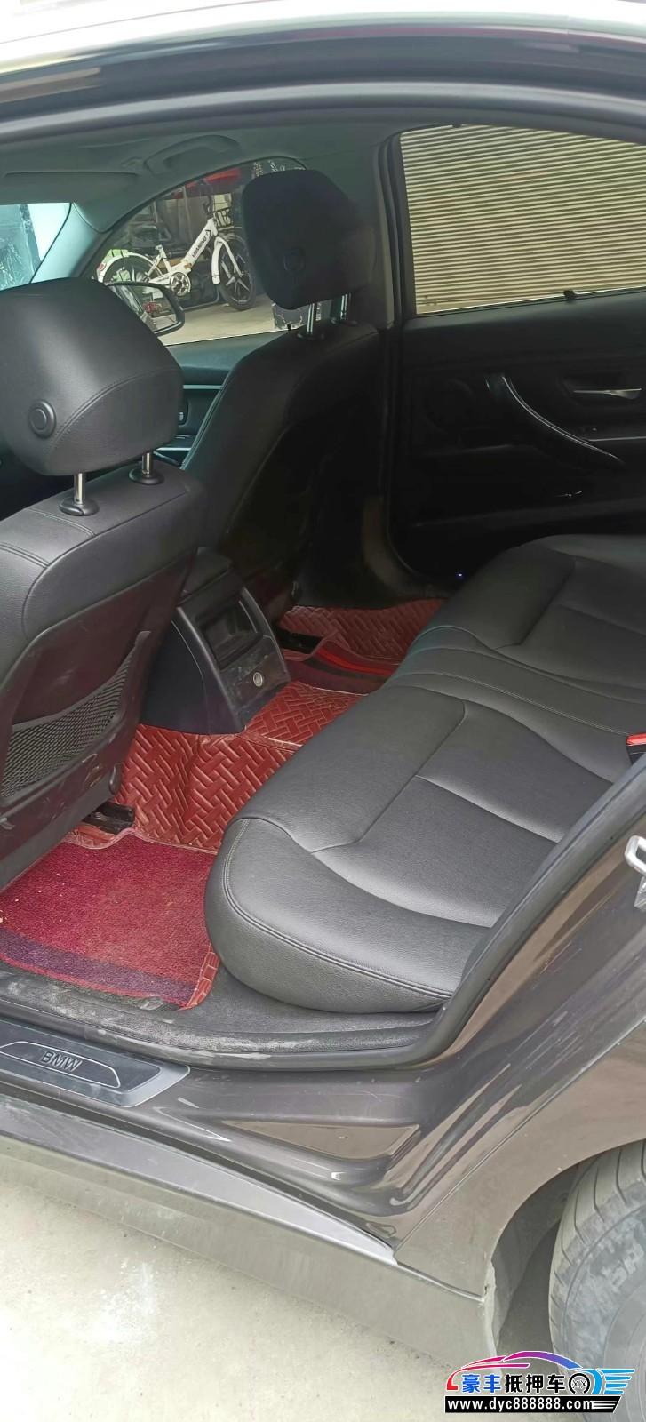 15年宝马3系轿车抵押车出售