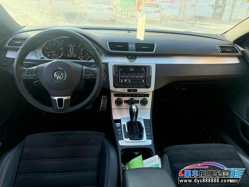 17年大众CC轿车抵押车出售