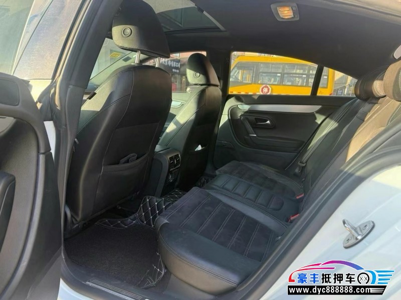 17年大众CC轿车抵押车出售