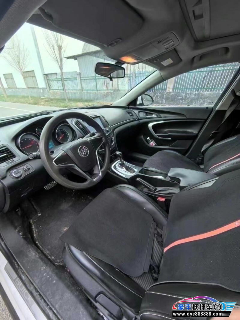 16年别克君威轿车抵押车出售