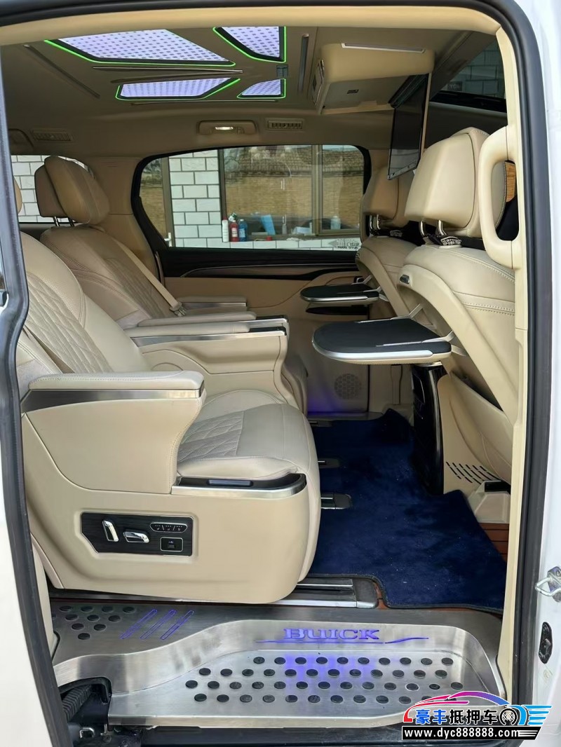 22年别克GL8轿车抵押车出售