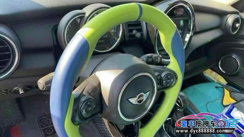 16年宝马MINI轿车抵押车出售