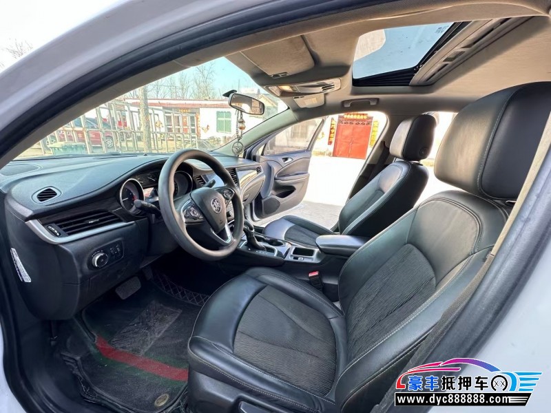 18年别克威朗轿车抵押车出售