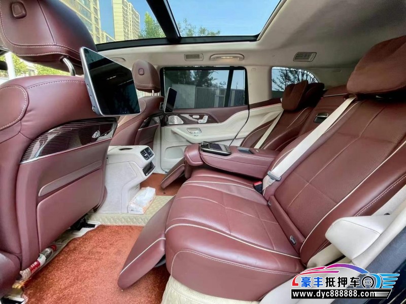 22年奔驰迈巴赫G级轿车抵押车出售