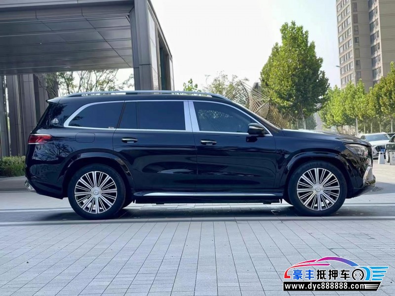 22年奔驰迈巴赫G级轿车抵押车出售