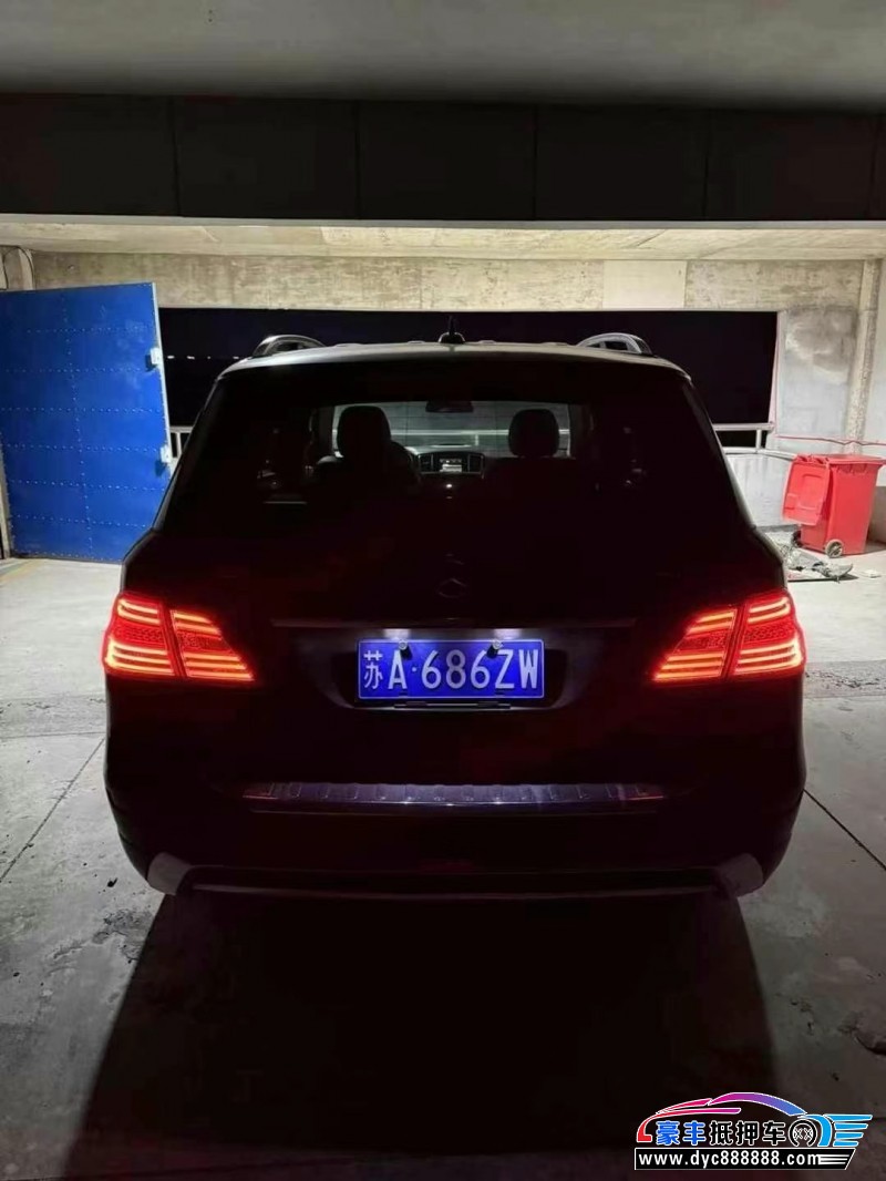 15年奔驰ML轿车抵押车出售