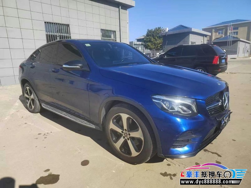 19年奔驰GLC轿车抵押车出售