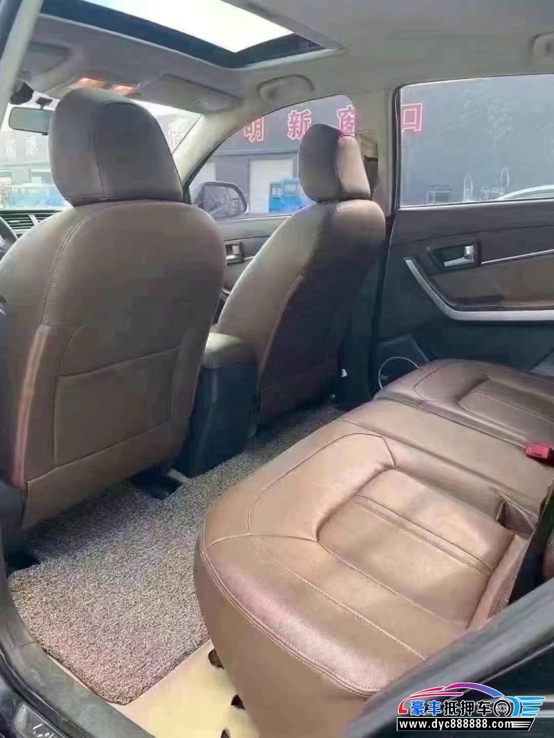 17年陆风X5轿车抵押车出售