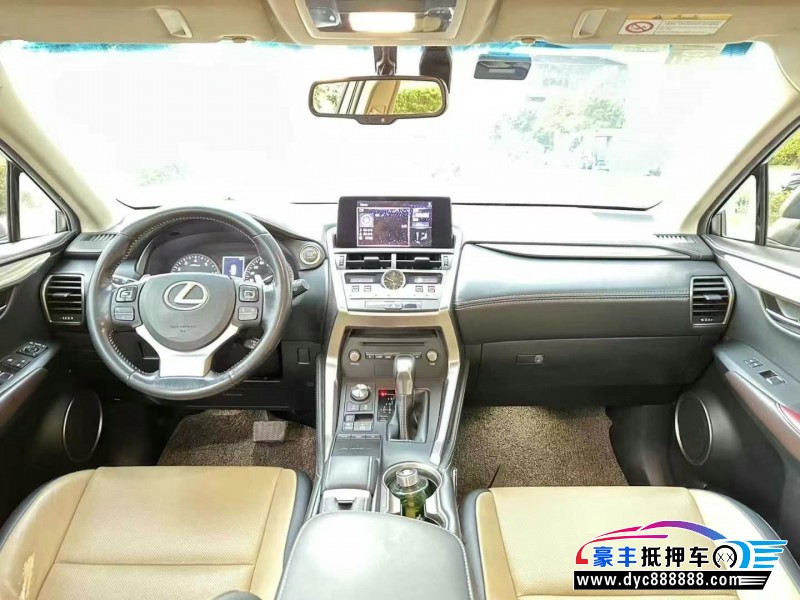 19年雷克萨斯NX轿车抵押车出售