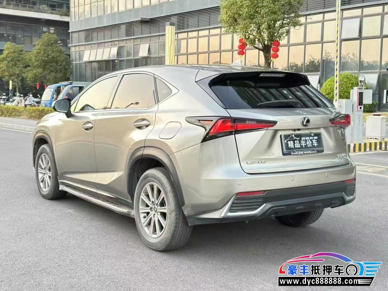 19年雷克萨斯NX轿车抵押车出售