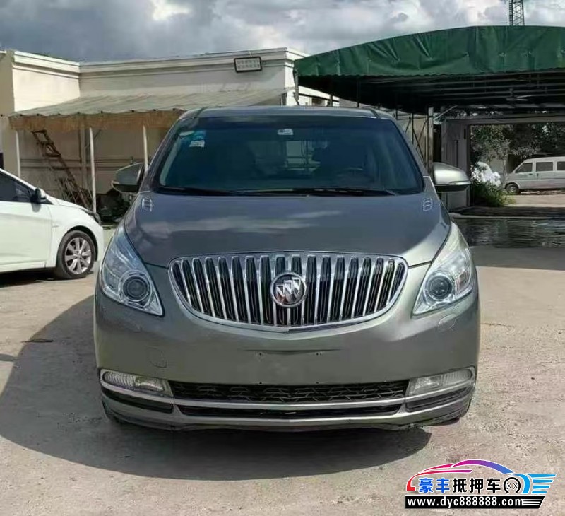 12年别克GL8轿车抵押车出售