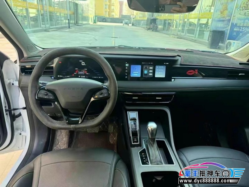 24年荣威i5轿车抵押车出售