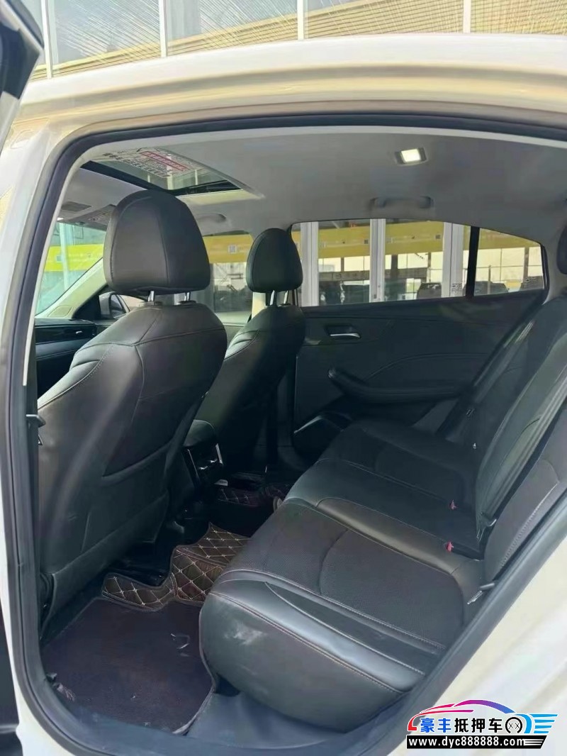 24年荣威i5轿车抵押车出售