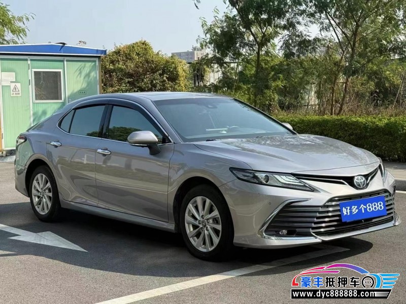 22年丰田凯美瑞轿车抵押车出售