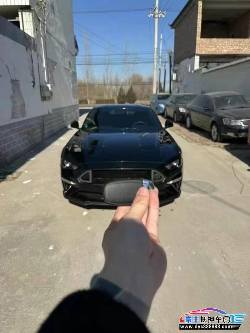 19年福特野马轿车抵押车出售