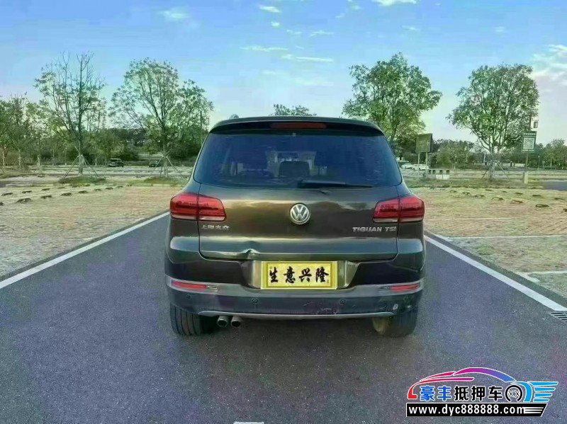 14年大众途观轿车抵押车出售